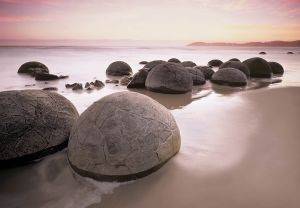  MOERAKI BOULDERS 366 X 254 CM