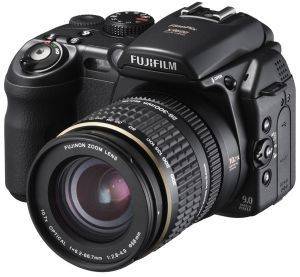 FUJIFILM FINEPIX S9600