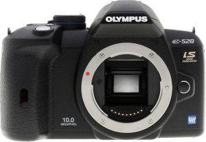 OLYMPUS E-520 + LIMITED EDITION KIT