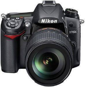 NIKON D7000 BODY+ AF-S NIKKOR 18-105 VR