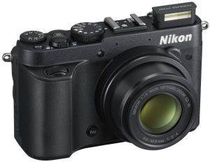 NIKON COOLPIX P7700