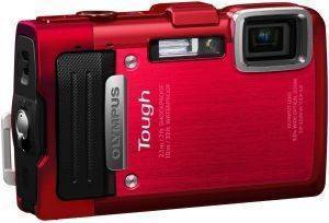 OLYMPUS TG-830 RED + TRAVELLER ACCESSORY KIT