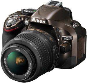 NIKON D5200 KIT BRONZE + AF-S DX 18-55 VR II