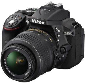 NIKON D5300 + AF-S DX 18-55 VR II KIT BLACK