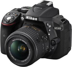 NIKON D5300 + AF-S DX 18-140 VR KIT BLACK