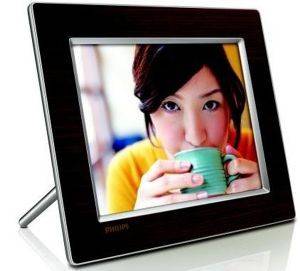 PHILIPS 8FF3CDW 8\'\' LCD PHOTO FRAME WOOD