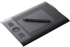 WACOM INTUOS4 SMALL PROFESSIONAL PEN TABLET