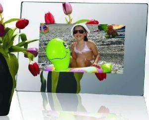 F&U DIGITAL PHOTO FRAME 7\'\' FDF710M