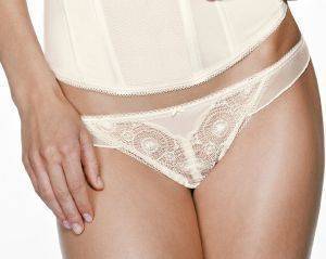 TRIUMPH DELICATE ROMANCE STRING  (S)