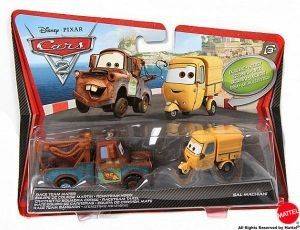 CARS 2    RACE TEAM MATER AND SAL MACHIANI