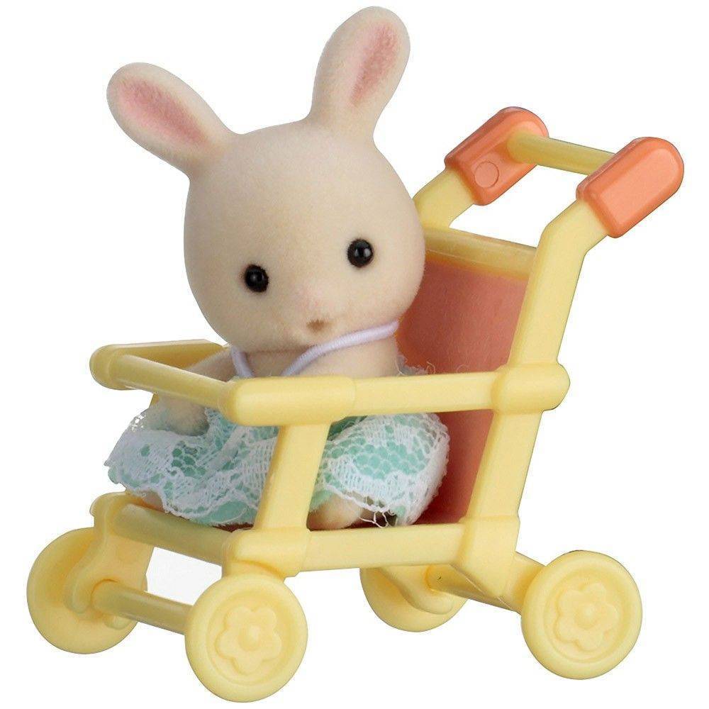 SYLVANIAN FAMILIES ΜΩΡΟ ΚΟΥΝΕΛΑΚΙ ΣΤΟ ΚΑΡΟΤΣΙ (5200) EPOCH