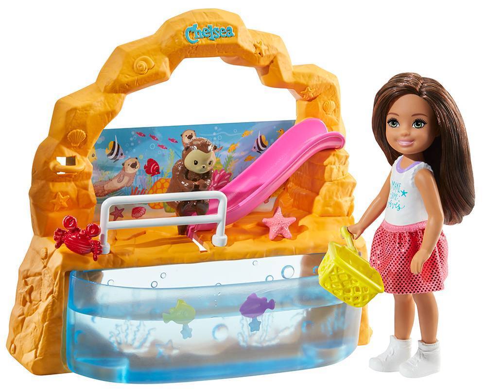 ΤΣΕΛΣΙ ΚΑΙ ΦΙΛΕΣ ΣΕΤ ΕΞΟΧΗΣ - ΚΙΟΣΚΙ ΜΕ ΚΟΥΝΙΕΣ (GHV75) MATTEL