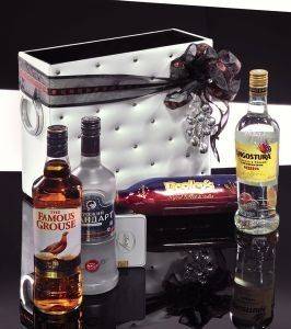   +1 FAMOUS GROUSE +1 RUSSIAN VODKA +1 DOOLEYS +1 ANGOSTURA +DAVIDOFF