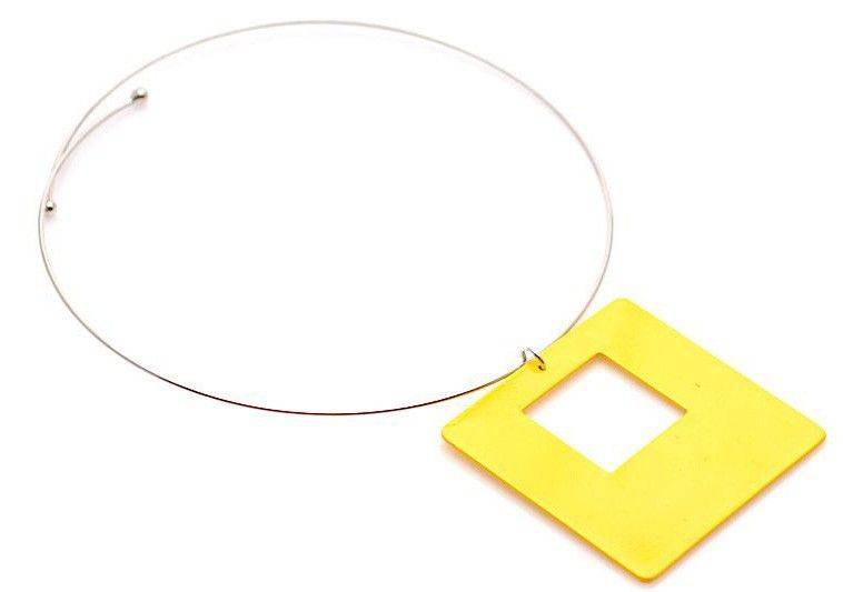 STUDIO ACCESSORI ΚΟΛΙΕ STUDIO ACCESSORI ΚΟΝΤΟ ΜΕ ΤΕΤΡΑΓΩΝΟ ΚΡΕΜΑΣΤΟ ΚΙΤΡΙΝΟ