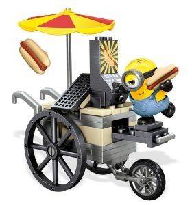 FISHER PRICE  MINIONS FLYING HOT DOGS  DELUXE  