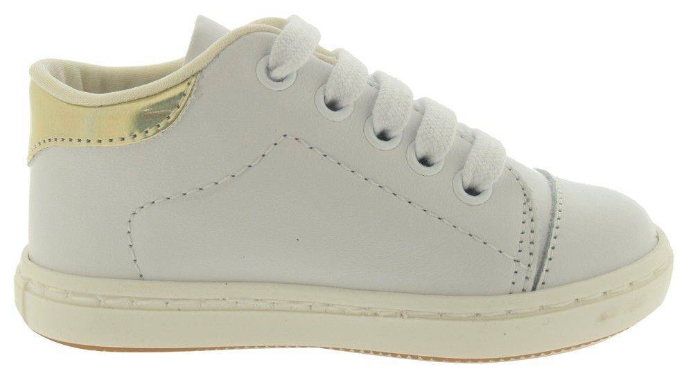 ΠΑΠΟΥΤΣΙ BABYWALKER ΛΕΥΚΟ/ΧΡΥΣΟ (EU:21)