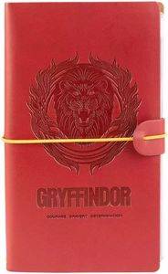 ΤΑΞΙΔΙΩΤΙΚΟ ΤΕΤΡΑΔΙΟ ERIK ΜΕ ΜΑΛΑΚΟ ΕΞΩΦΥΛΛΟ ΔΕΡΜΑΤΙΝΗΣ 12 X 20 CM HARRY POTTER GRYFFINDOR (90Φ) ΤΑΞΙΔΙΩΤΙΚΟ ΤΕΤΡΑΔΙΟ ERIK ΜΕ ΜΑΛΑΚΟ ΕΞΩΦΥΛΛΟ ΔΕΡΜΑΤΙΝΗΣ 12 X 20 CM HARRY POTTER GRYFFINDOR (90Φ)