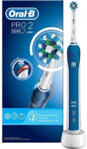   ORAL-B PRO2 2000 BLUE