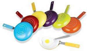 IZZY COLORI KIDS ΤΗΓΑΝΙ ΚΕΡΑΜΙΚΟ 14ΕΚ ΜΕ ΔΩΡΟ ΣΠΑΤΟΥΛΑ IZZY COLORI KIDS ΤΗΓΑΝΙ ΚΕΡΑΜΙΚΟ 14ΕΚ ΜΕ ΔΩΡΟ ΣΠΑΤΟΥΛΑ