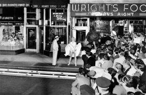 ΦΩΤΟΤΑΠΕΤΣΑΡΙΑ MARILYN MONROE - WRIGHT\'S FOOD 175 X 115 CM ΦΩΤΟΤΑΠΕΤΣΑΡΙΑ MARILYN MONROE - WRIGHT\'S FOOD 175 X 115 CM