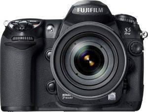 FUJIFILM FINEPIX S5 PRO