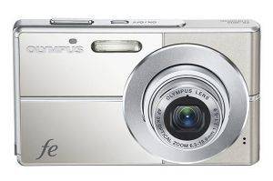 OLYMPUS FE-3010 SILVER + LIMITED EDITION KIT