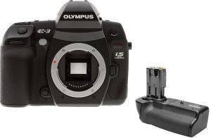 OLYMPUS E-3 BODY + POWER GRIP HLD-4