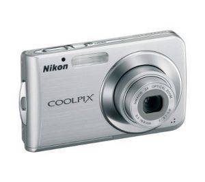 NIKON COOLPIX S210 BRIGHT SILVER +  