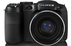 FUJIFILM FINEPIX S2500HD