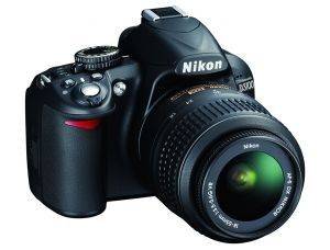 NIKON D3100 BODY+ AF-S DX VR NIKKOR 18-55MM