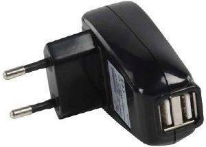 HQ UNIVERSAL USB CHARGER DUAL USB OUTPUT