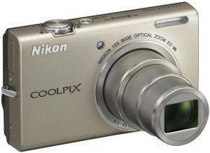 NIKON COOLPIX S6200 SILVER + 8GB SD SANDISK NIKON COOLPIX S6200 SILVER + 8GB SD SANDISK