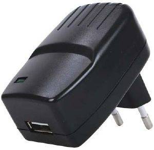 HQ UNIVERSAL CHARGER FOR DIGITAL DEVICES AC/DC HQ UNIVERSAL CHARGER FOR DIGITAL DEVICES AC/DC