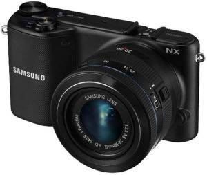 SAMSUNG NX2000 + 20-50MM KIT BLACK