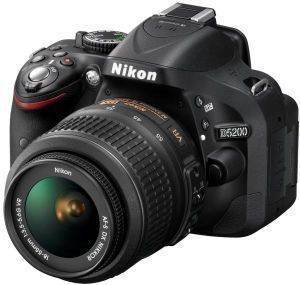 NIKON D5200 KIT BLACK + AF-S DX 18-55 VR II