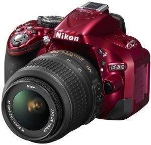 NIKON D5200 KIT RED + AF-S DX 18-55 VR II