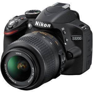 NIKON D3200 + AF-S DX 18-55 VR II KIT BLACK