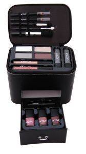 GLAMOUR DELUXE TRAVELCASE BY ACTIVE COSMETICS