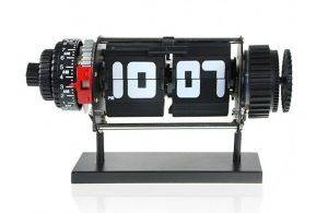 FUTURISTIC GEARS CLOCK BLACK