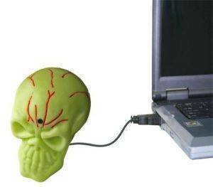 SPOOKY SKULL USB