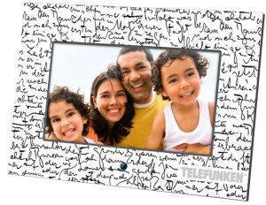 TELEFUNKEN TFP76-200 7\'\' PHOTO FRAME LETTERS