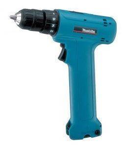 O     MAKITA 6096DWDE 9,6V