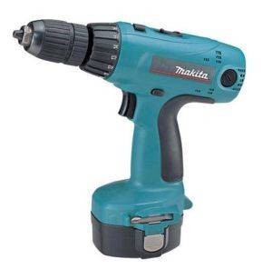 O  MAKITA 6337DWDE 14.4V