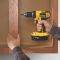 O  2  DEWALT DC720KA 18V