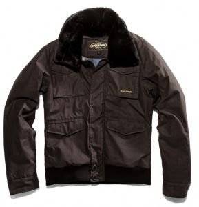 TZAKET EASTPAK HUNTER COFFEE BEAN WAX (L) TZAKET EASTPAK HUNTER COFFEE BEAN WAX (L)