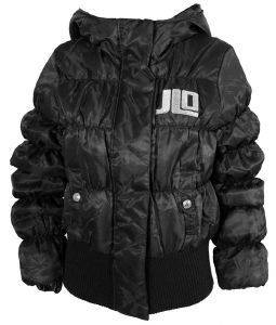 ������� JLO ����� �������� �� �������� (M)