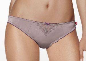 MISS SOUL - LACE TANGA BY TRIUMPH (M) MISS SOUL - LACE TANGA BY TRIUMPH (M)