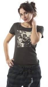 ΓΥΝΑΙΚΕΙΟ TSHIRT PHOTO T NEW LEE ΜΑΥΡΟ (S) ΓΥΝΑΙΚΕΙΟ TSHIRT PHOTO T NEW LEE ΜΑΥΡΟ (S)