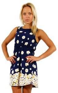 ΦΟΡΕΜΑ FALLING DAISIES ΦΛΟΡΑΛ WORN BY ΜΠΛΕ (S) ΦΟΡΕΜΑ FALLING DAISIES ΦΛΟΡΑΛ WORN BY ΜΠΛΕ (S)