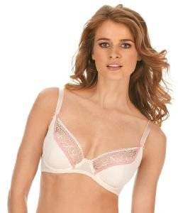  TRIUMPH LOVELY TEMPTATION WHP   (90C)